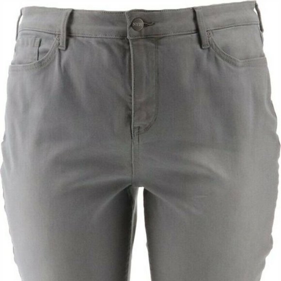 NWT NYDJ 5-POCKET BACK PETAL HEM GALE WASH CROP JEANS 4 - Picture 3 of 13